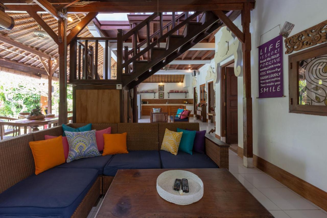 Villa Poppy Seminyak Exterior foto